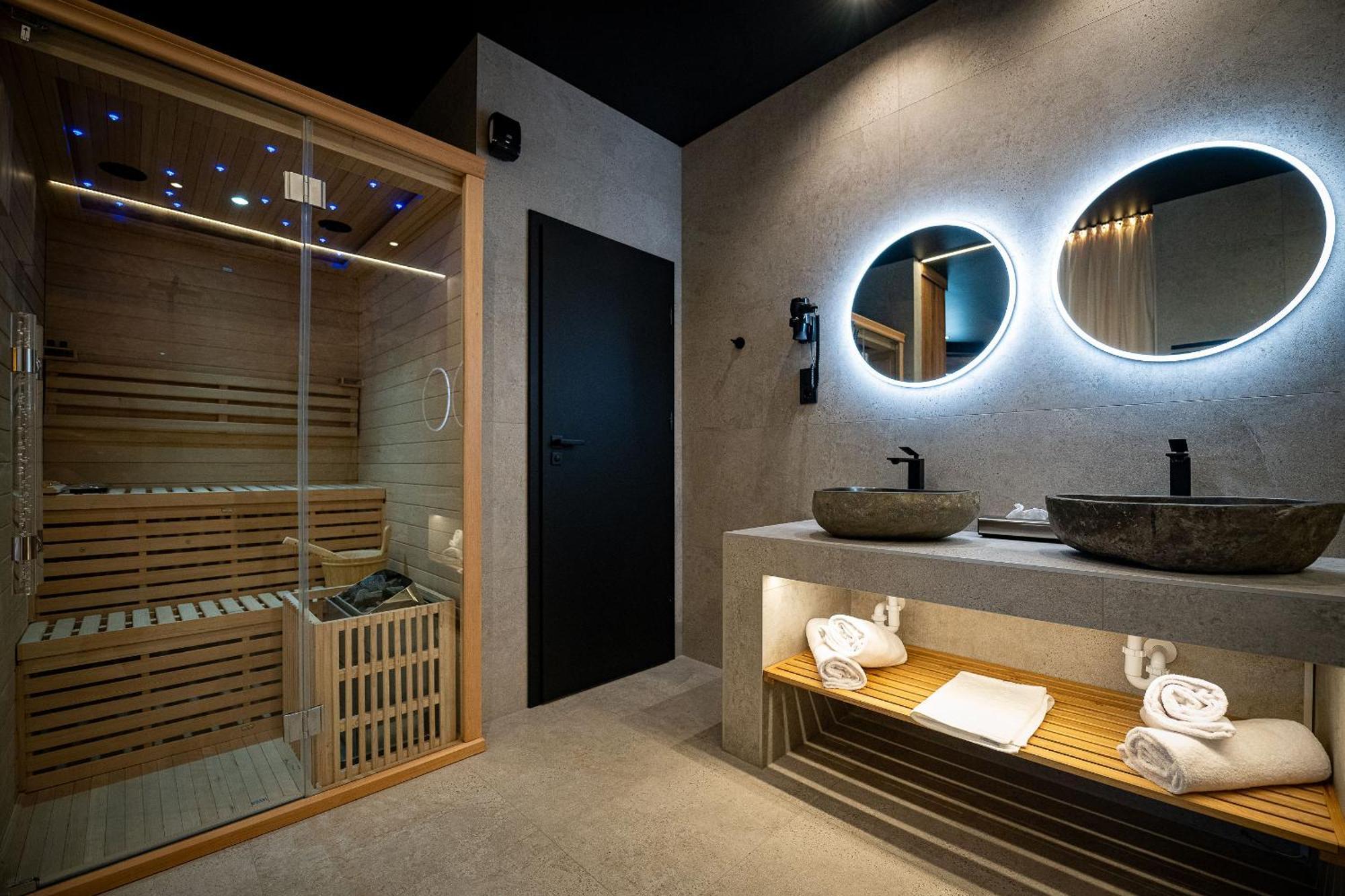 Turul Boutique Rooms & Apartment Sarvaš Exteriér fotografie